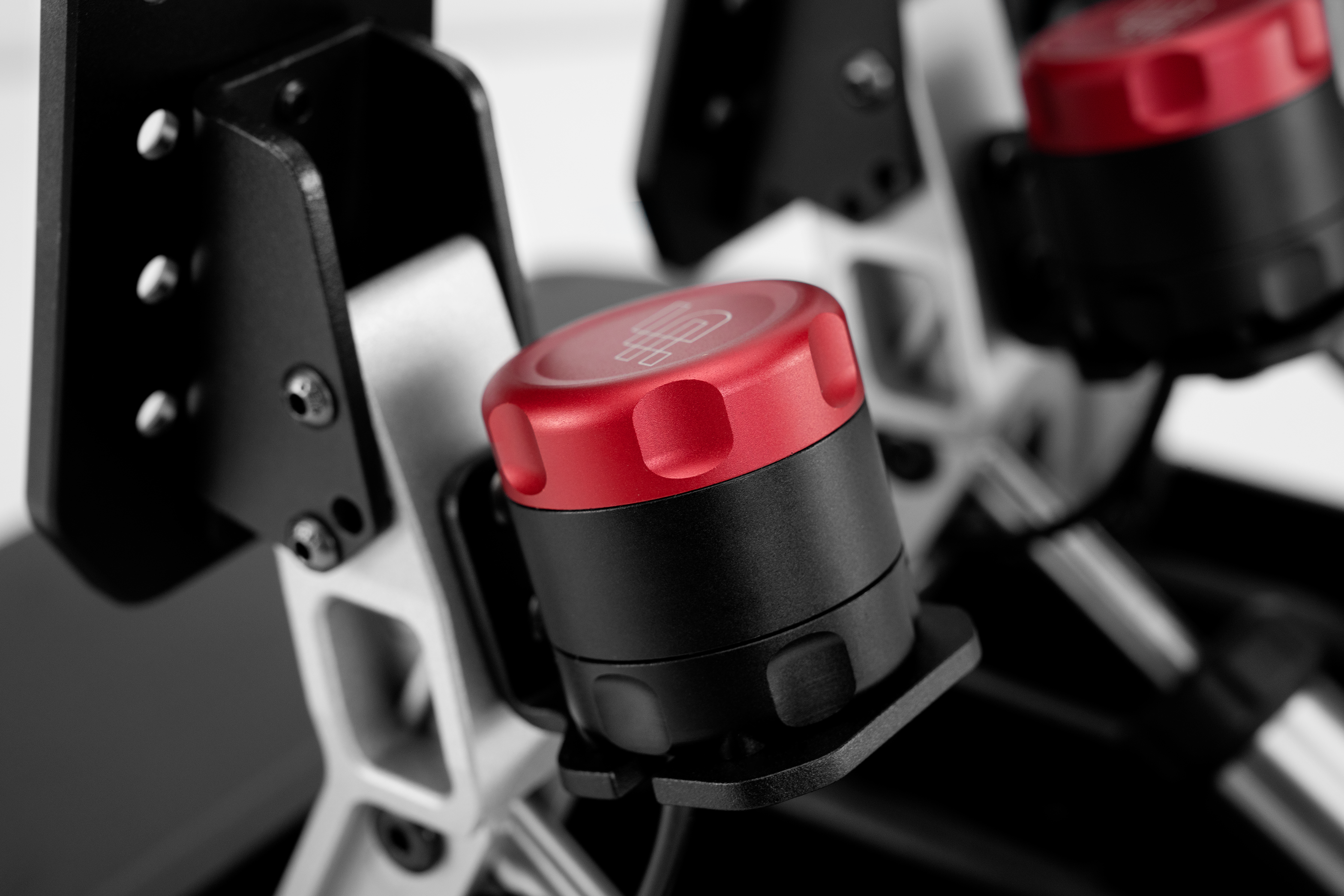 simagic-p-hpr-gt-linear-haptic-pedal-reactor image 3