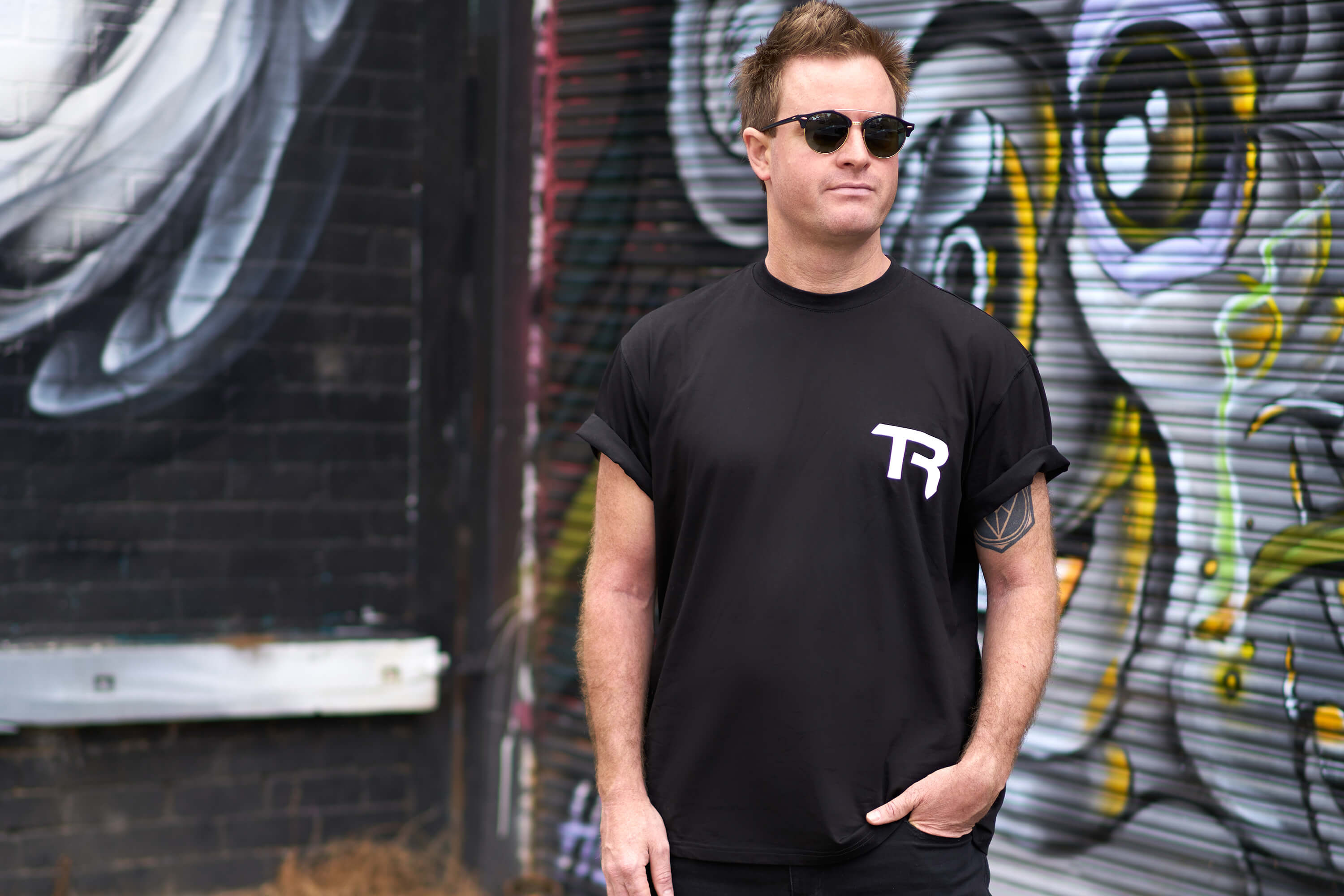 trak-racer-tr-monogram-t-shirt-cotone-nero image 3