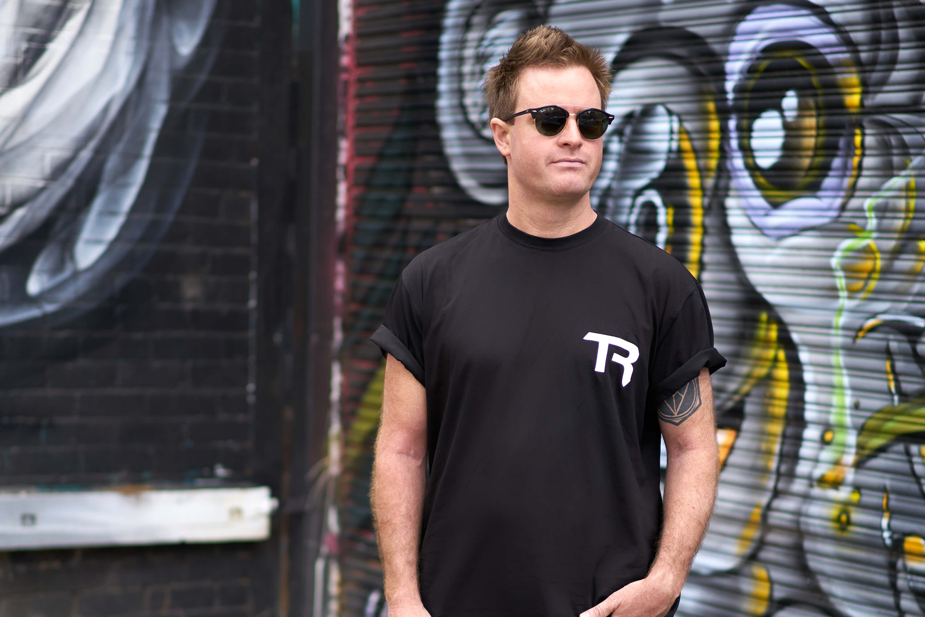 trak-racer-tr-monogram-t-shirt-cotone-nero image 4